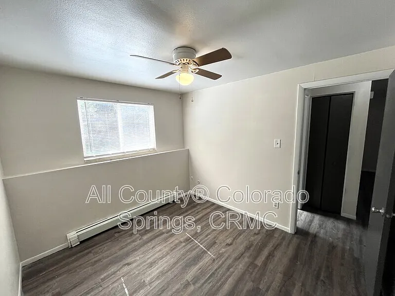 329 Bonnie Ct #1 — Photo 9