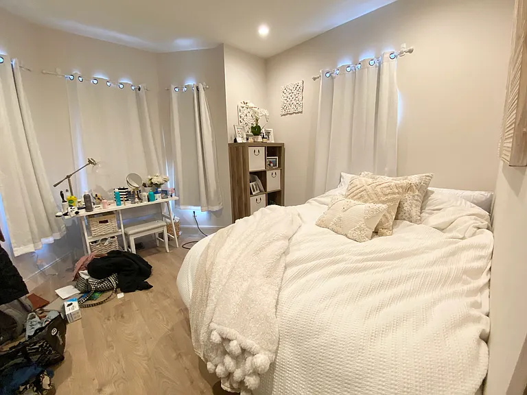 118 Buttonwood St #1L — Photo 4