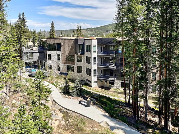 3rd image of 422 Iron Horse Way #206