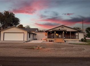 8722 N Road F, Ulysses, KS 67880