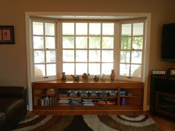 4th image of 1016 E Park Dr