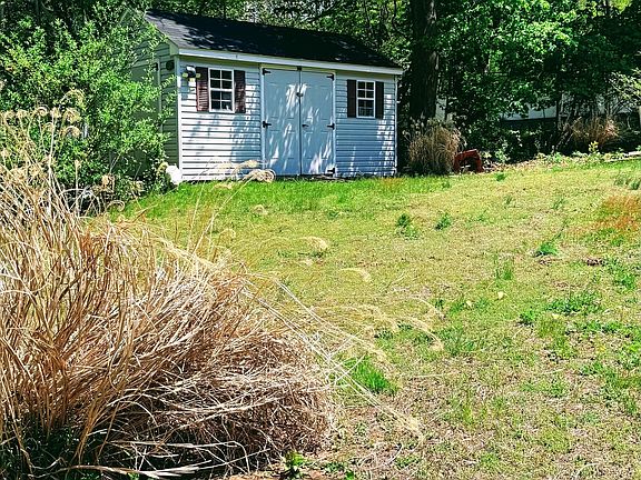 4th image of 1130 Hanover Avenue