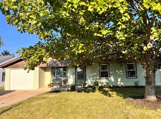 1140 Rochelle Dr, Lafayette, IN 47909