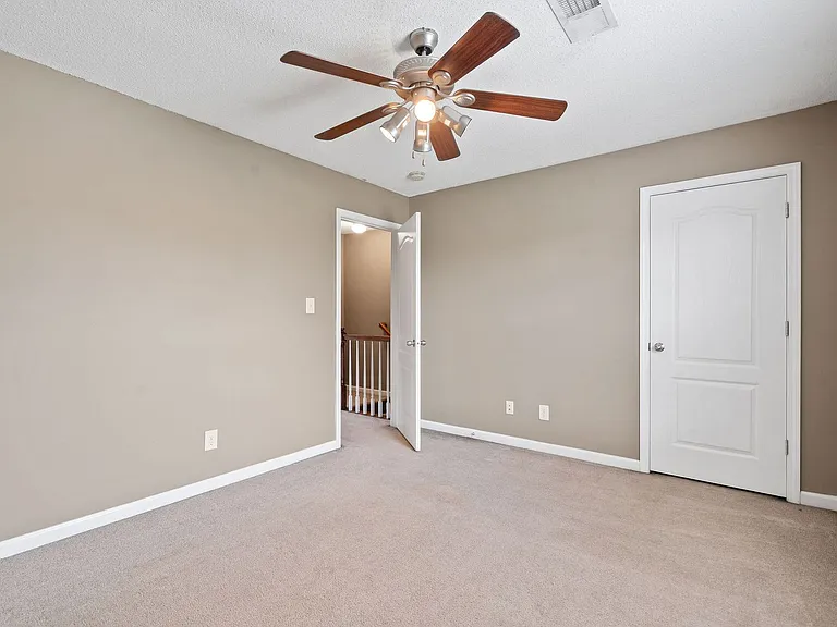 524 Patriot Park Ct — Photo 42