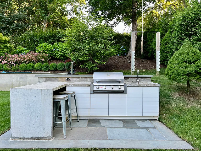 126 Accabonac Rd — Photo 13