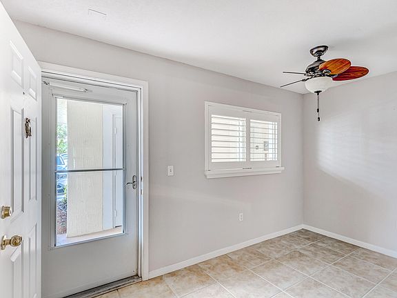 3rd image of 3474 Cypress Trl APT F104