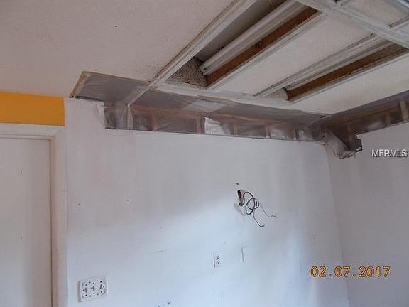 5th image of 25343 Glen Eagles St