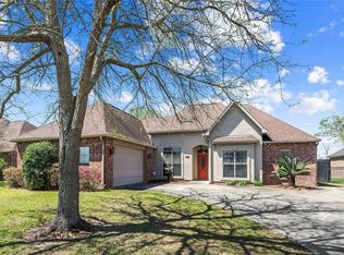 37135 Whitestone Ave, Geismar, LA 70734