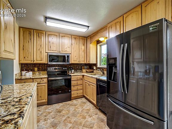 3rd image of 1339 31st Cir
