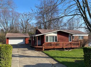 3643 Elira Ln, Waterford, MI 48328