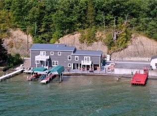 1653 Honoco Rd, Aurora, NY 13026