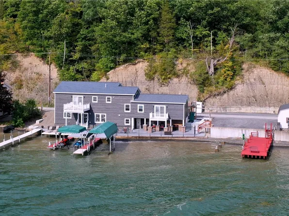 1653 Honoco Rd, Aurora, NY 13026