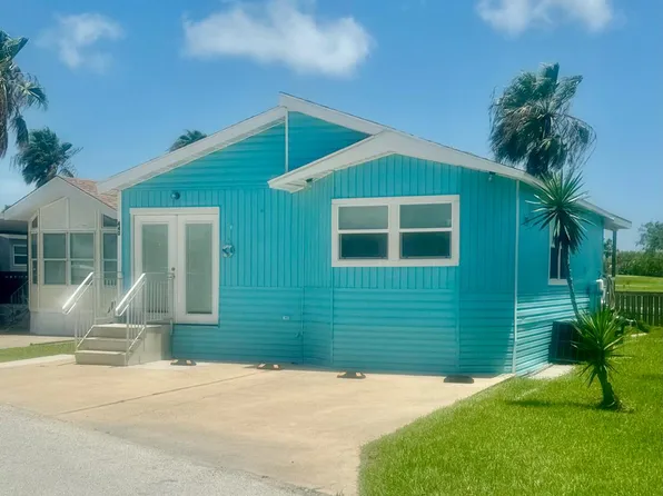 440 Cockle Dr, Port Isabel, TX 78578