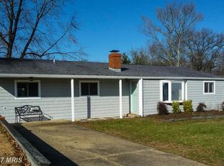 906 Hillside Ave, Edgewater, MD 21037