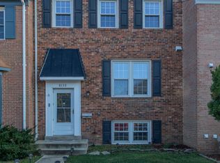 8132 Sleepy View Ln, Springfield, VA 22153
