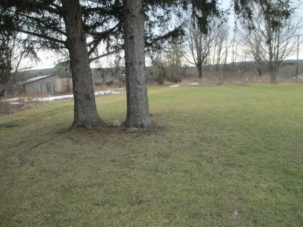 127 Hornbrook Rd, Ithaca, NY 14850