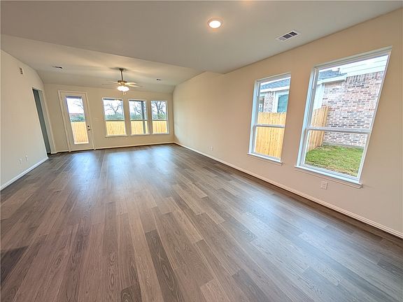 5th image of 4010 Houberry Loop