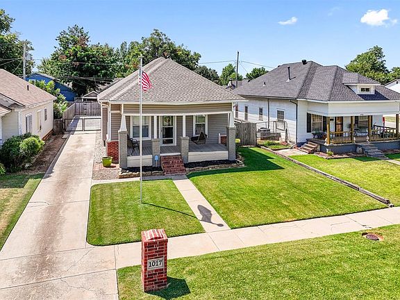 2nd image of 1017 W Wade St