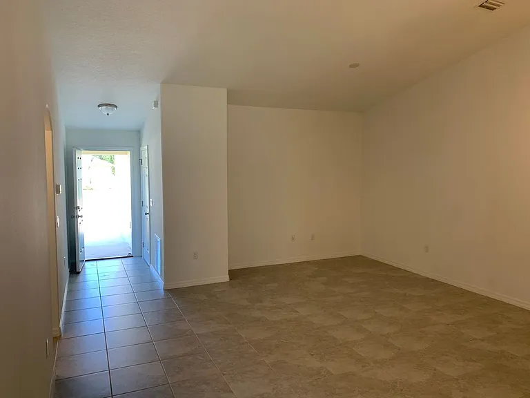 124 Plain View Dr #B — Photo 8