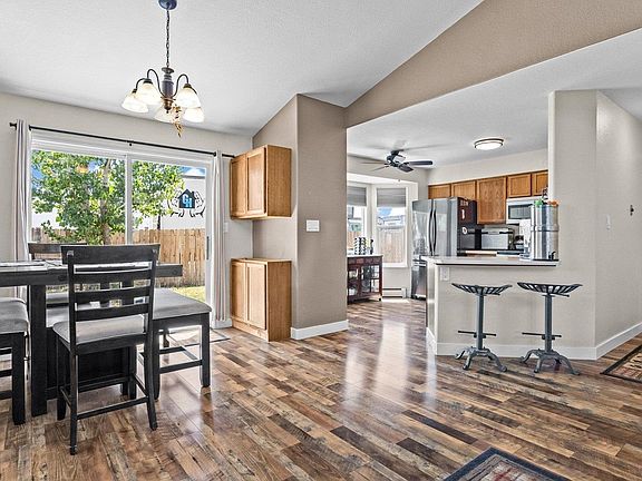 4th image of 496 Moonlight Ct