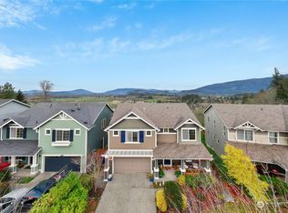 730 Panorama Rdg, Mount Vernon, WA 98273