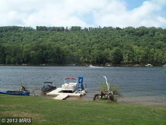 2nd image of 929 Deep Creek Dr