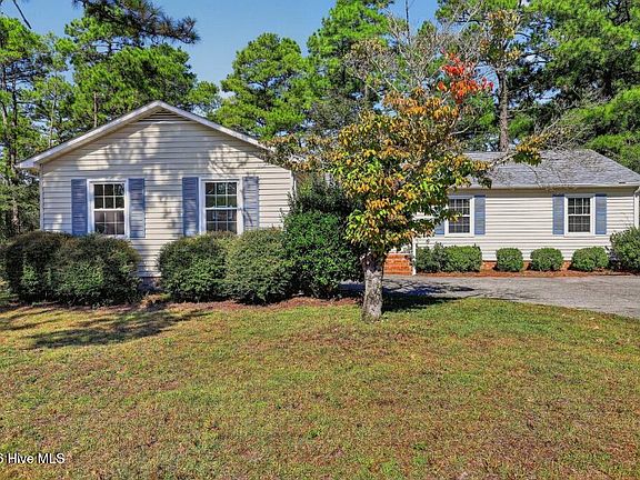 2nd image of 1203 Santa Lucia Road