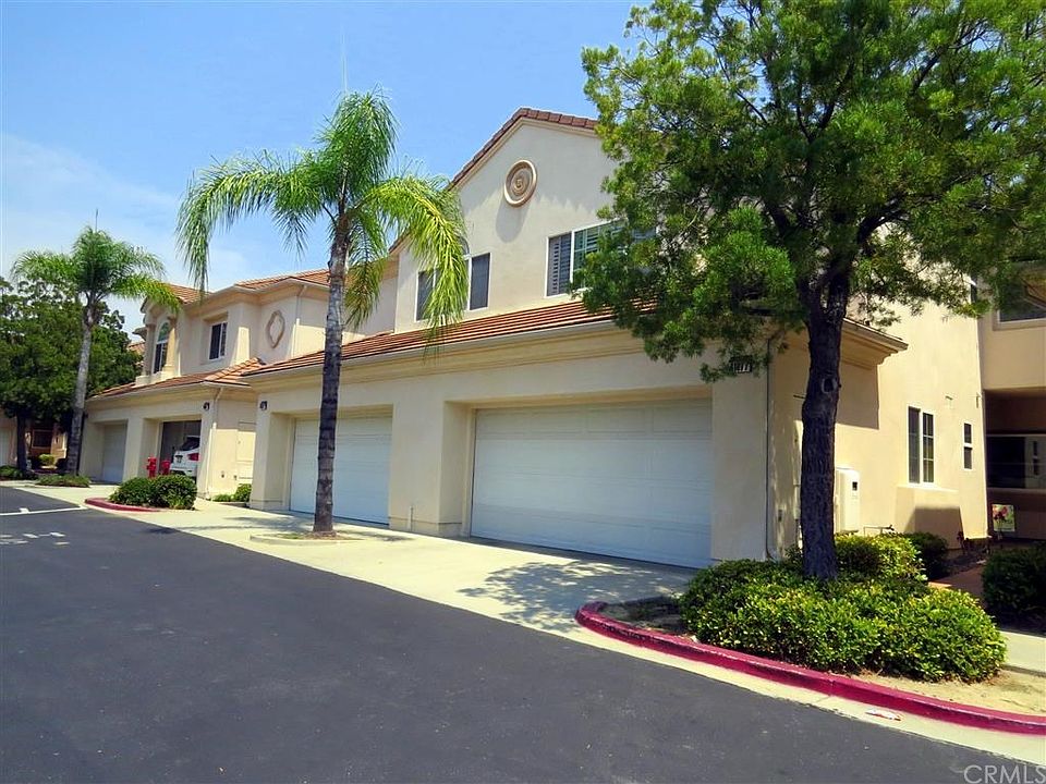 1st image of 41869 Saint Thomas Ct