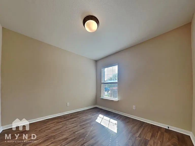 1680 Amy Dr — Photo 14