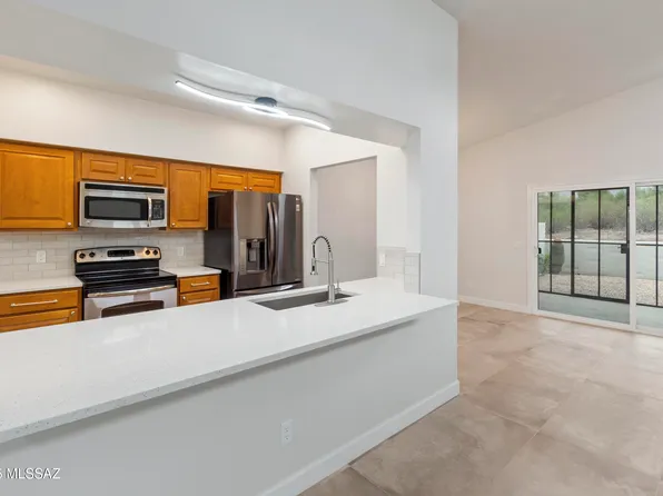 7413 E Wandering Rd, Tucson, AZ 85750