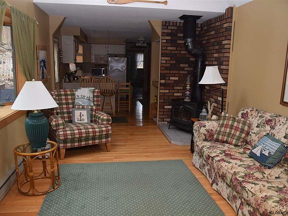 5th image of 38 N Island Dr