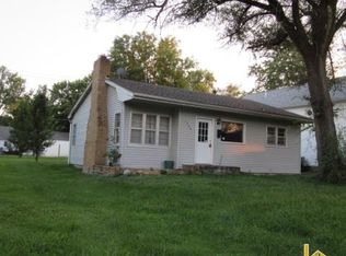1324 E 9th St, Sedalia, MO 65301