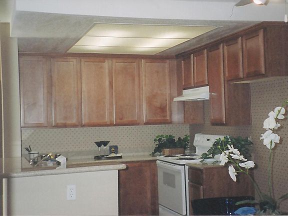 4th image of 432 Edgehill Ln Unit 125