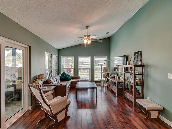 3rd image of 2435 Wild Wood Dr