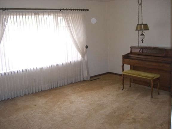 3rd image of 2815 19th Ave