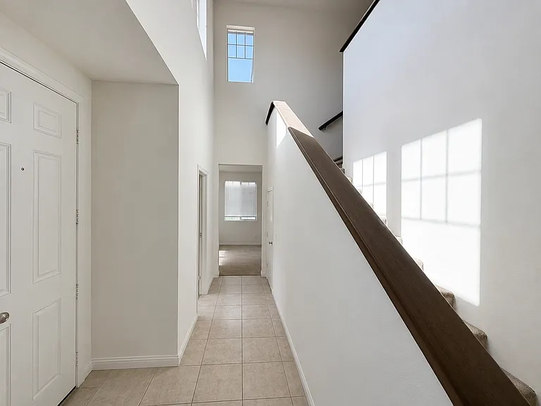1062 Seaglass Way — Photo 5