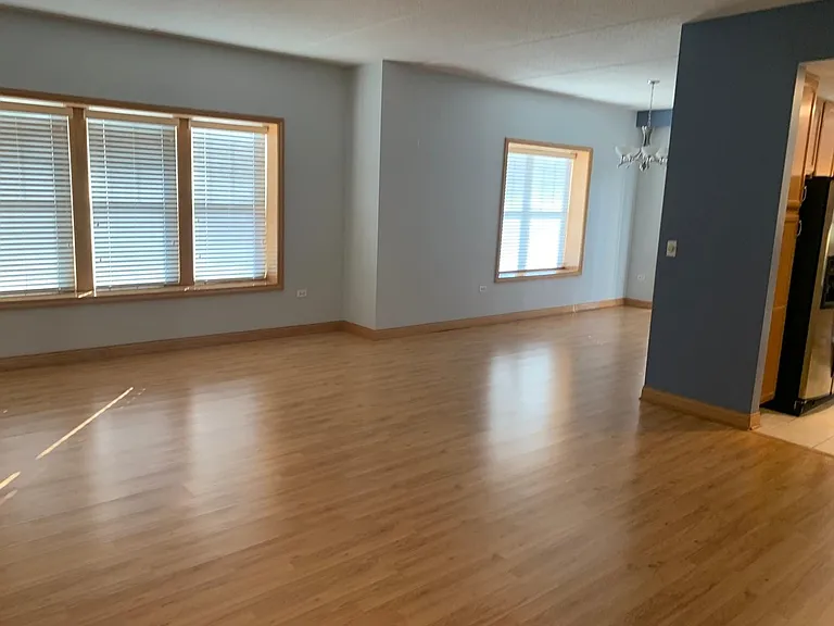 101 Pointe Dr #102 — Photo 13