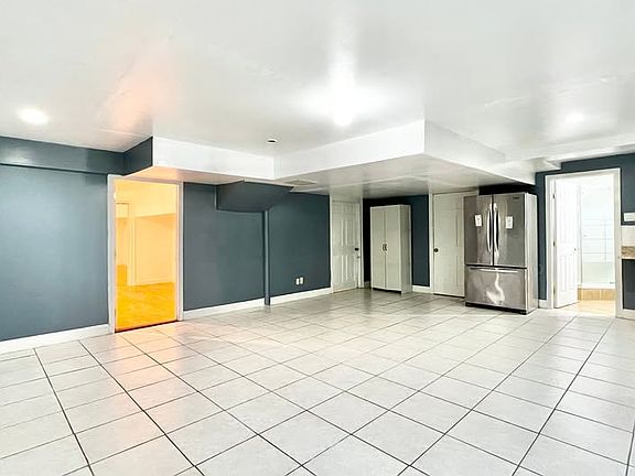 4th image of 33 Woodland Ave #2