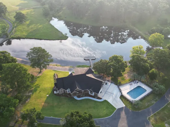 2410 Easley Dr NE, Andalusia, AL 36420