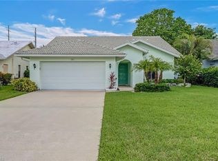 781 Kings Way, Naples, FL 34104