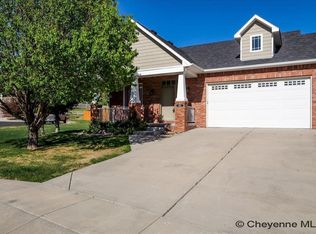6805 Grand Teton Ct, Cheyenne, WY 82009