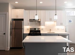 1835 W Foster Ave #2, Chicago, IL 60640