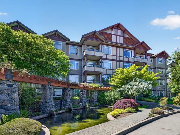 1115 Craigflower Rd #303E, Esquimalt, BC V9A 7R1