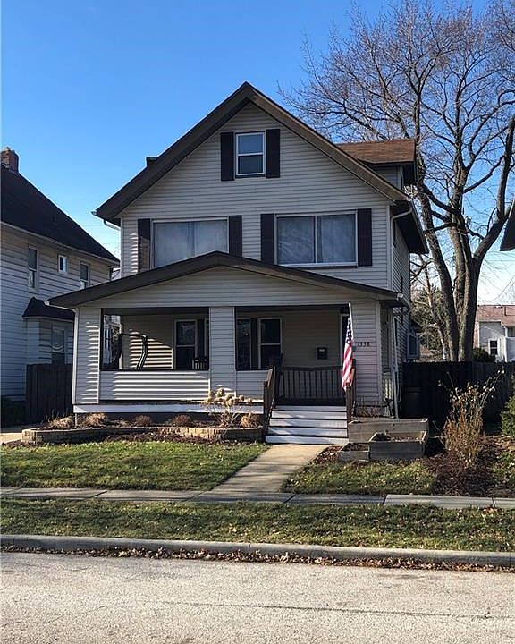 1st image of 1338 W 104th St