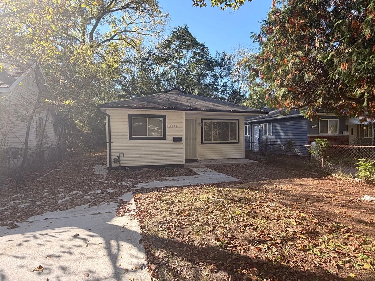Updated downtown rental - Section 8 accepted! — Photo 3