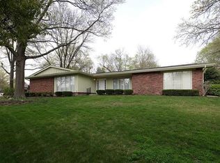 1415 Michele Dr, Saint Louis, MO 63122