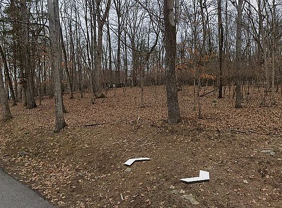 3rd image of Bledsoe Drive