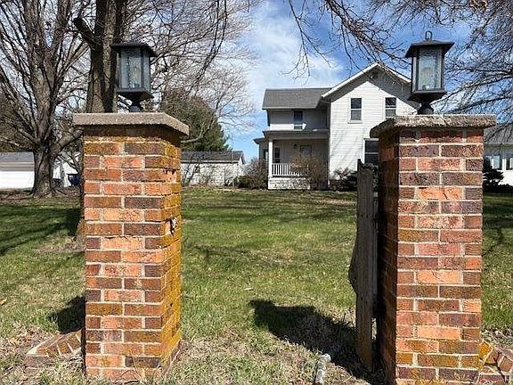 5th image of 4588 Sutliff Rd NE