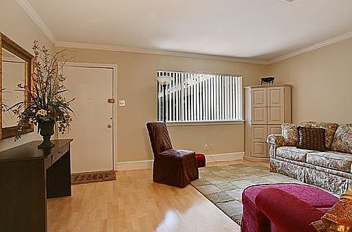 3rd image of 3201 Saint Charles Ave APT 212