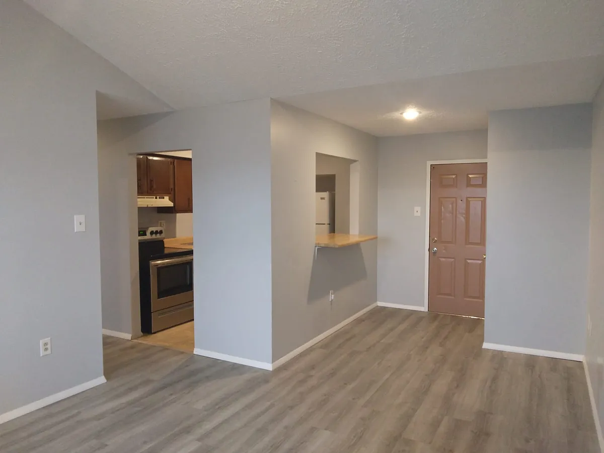Photo 2 of 10 - 333 Manown St #200 - Monessen, PA Building Photo - 333 Manown St #200